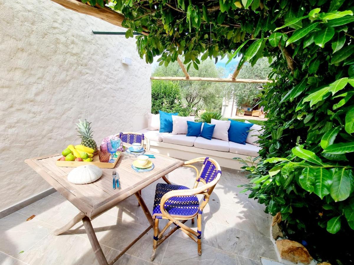 Stazzo San Teodoro Il Ginepro Piscina Condivisa Apartment Exterior photo