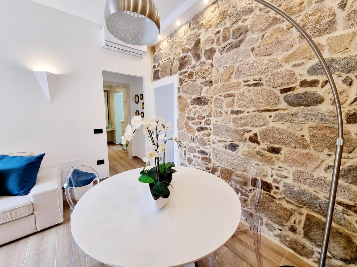 Stazzo San Teodoro Il Ginepro Piscina Condivisa Apartment Exterior photo
