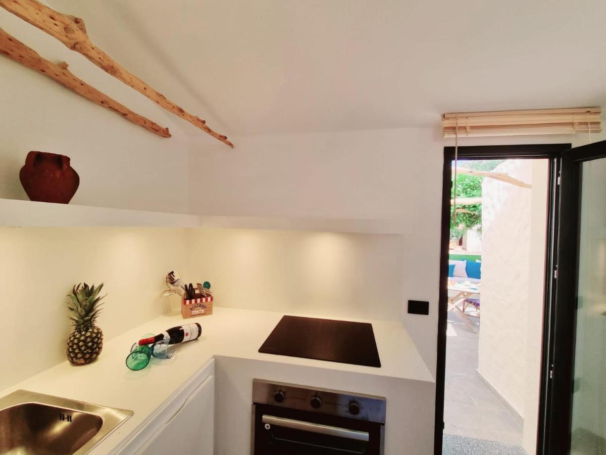 Stazzo San Teodoro Il Ginepro Piscina Condivisa Apartment Exterior photo
