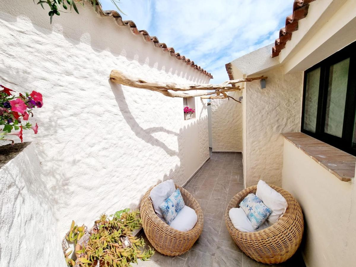 Stazzo San Teodoro Il Ginepro Piscina Condivisa Apartment Exterior photo